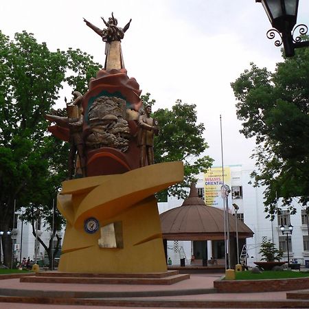 Hotel Juliana By Reddoorz Tuguegarao City Exteriör bild