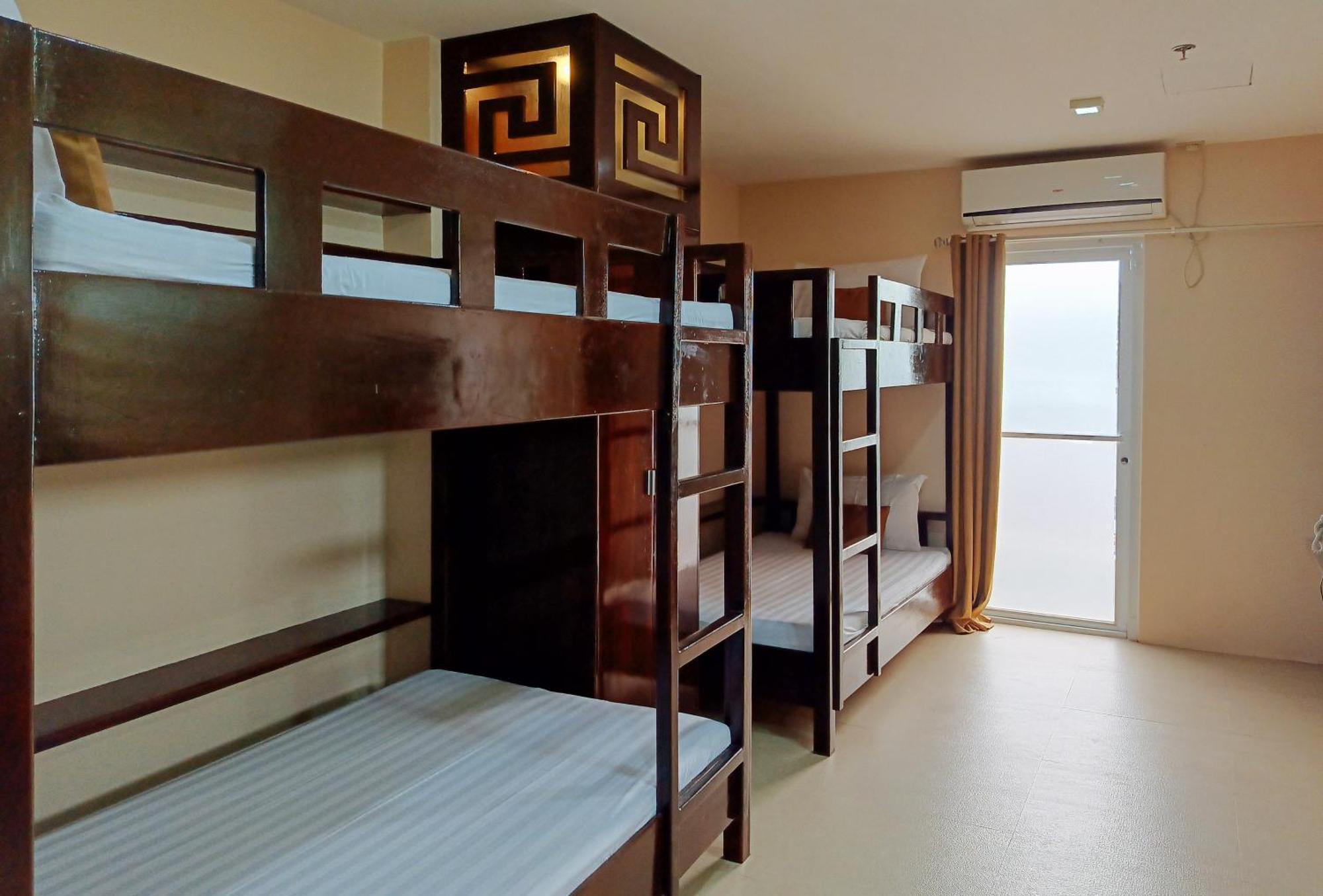 Hotel Juliana By Reddoorz Tuguegarao City Exteriör bild