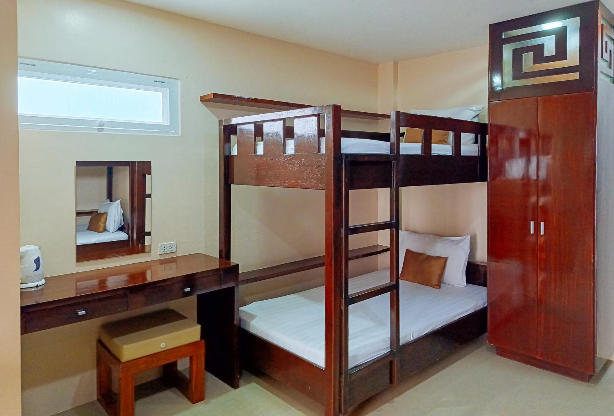 Hotel Juliana By Reddoorz Tuguegarao City Exteriör bild